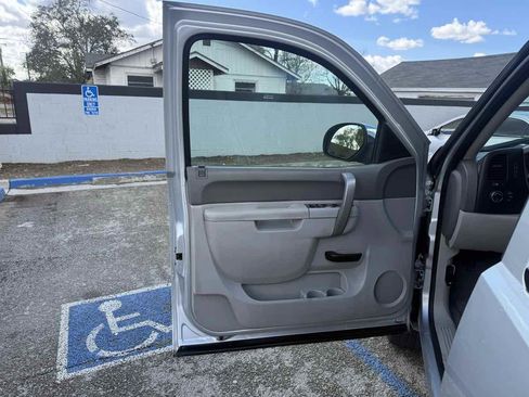 Used 2013 GMC Sierra 1500 SLE image 7