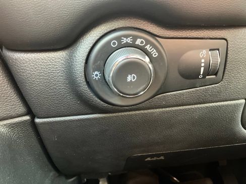 Used 2023 Dodge Durango R/T AWD/4WD image 17