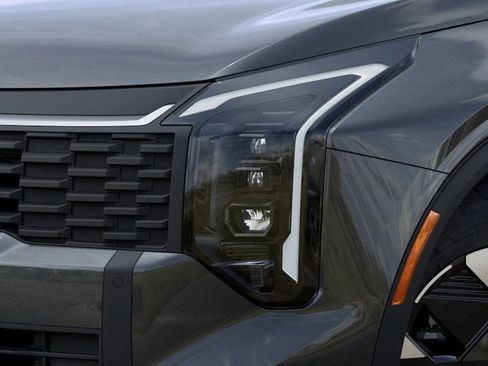 New 2026 Kia Sportage LX image 11