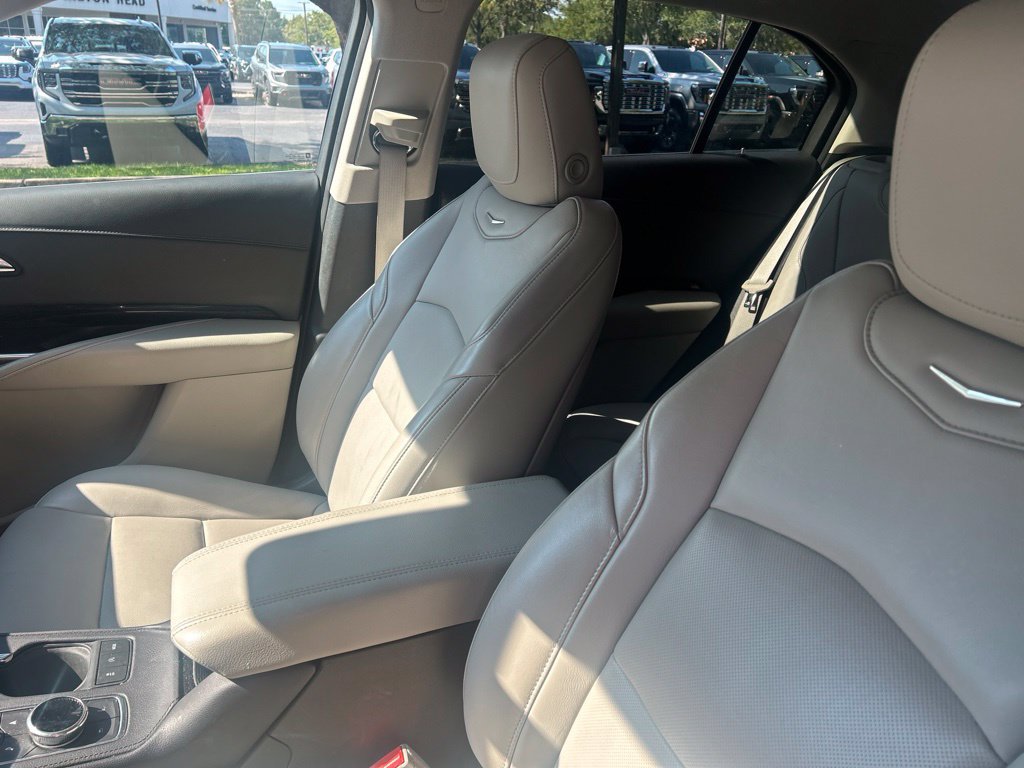 Used 2020 Cadillac XT4 Premium Luxury FWD image 10