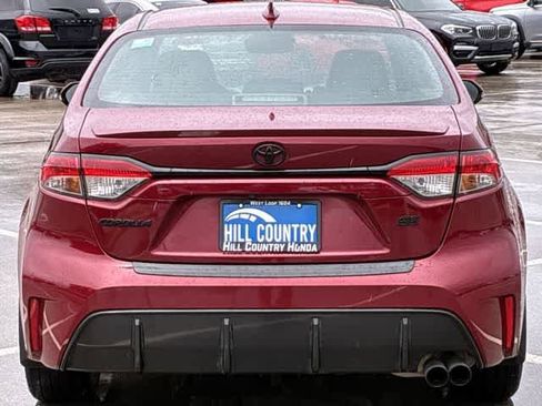 Used 2024 Toyota Corolla SE FWD image 5