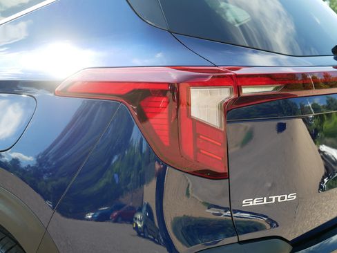 Certified 2024 Kia Seltos S AWD/4WD image 17