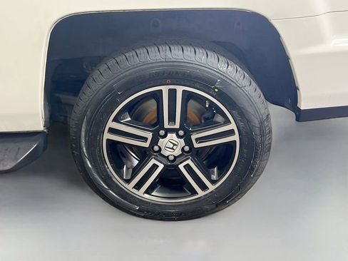 Used 2014 Honda Ridgeline Sport image 23