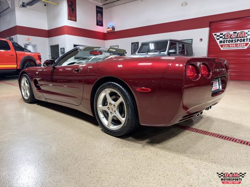 Used 2003 Chevrolet Corvette Convertible w/ Preferred Equipment Group1 image 3