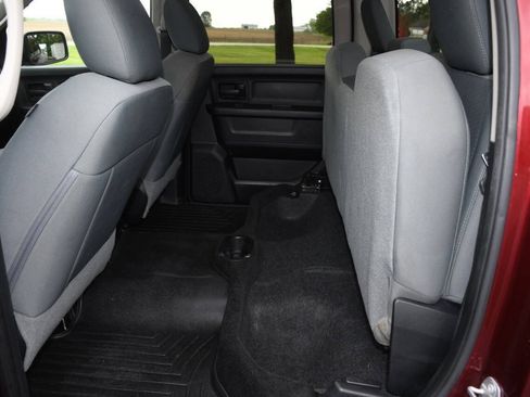 Used 2016 RAM 1500 Express AWD/4WD image 19