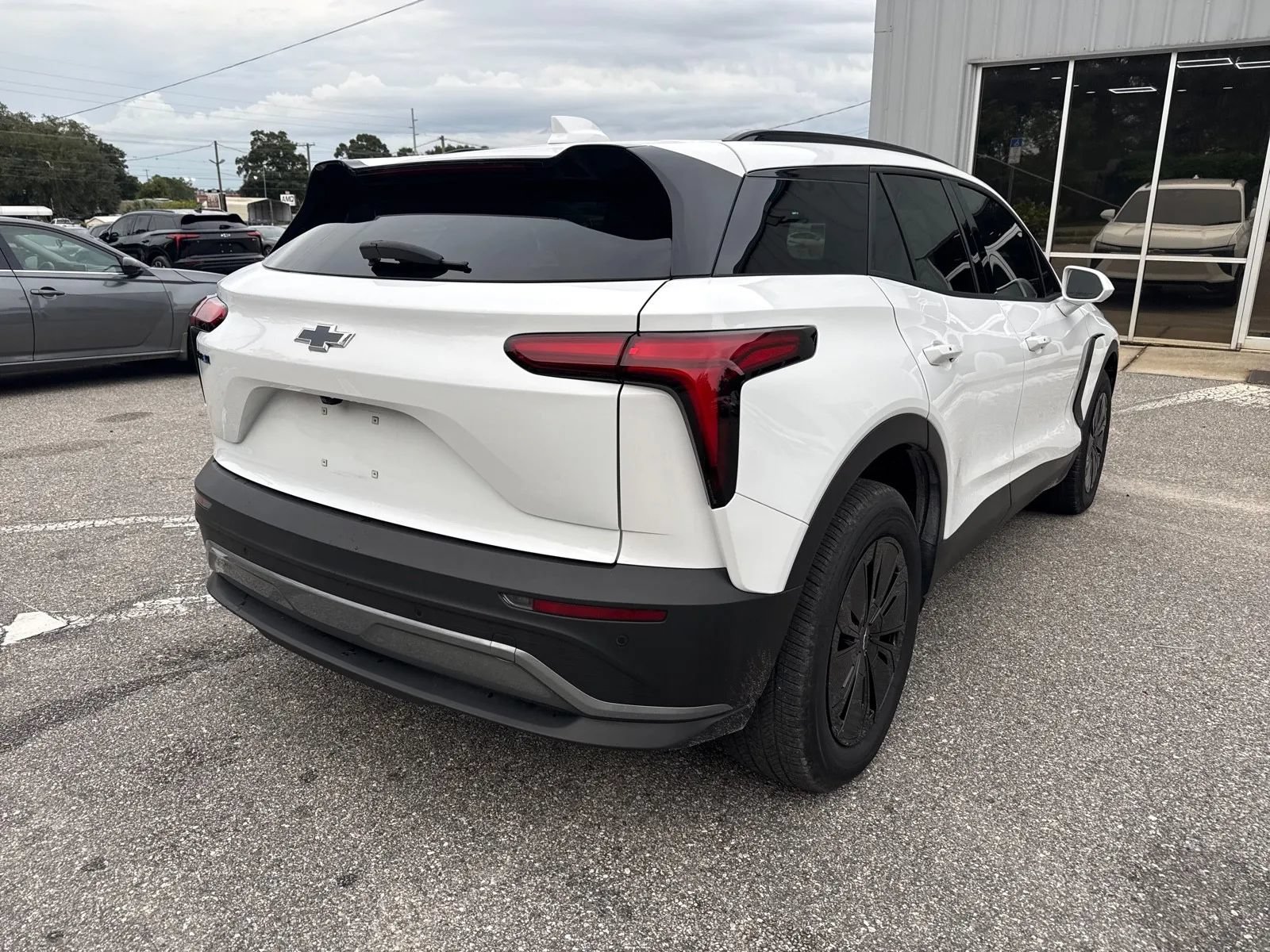 Used 2025 Chevrolet Blazer EV LT w/ Midnight/Sport Edition FWD image 7