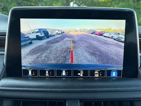Used 2021 Chevrolet Tahoe High Country AWD/4WD image 4
