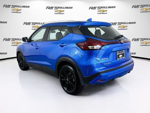 Used 2023 Nissan Kicks SV FWD image 5