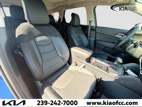New 2026 Kia Sportage SX FWD image 14