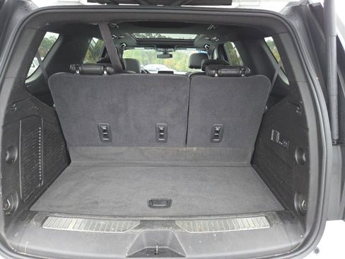 Used 2021 Chevrolet Tahoe Z71 w/ Z71 Signature Package image 27