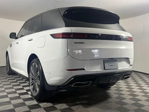 New 2025 Land Rover Range Rover Sport Dynamic SE AWD/4WD image 4