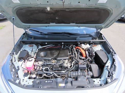 Used 2019 Toyota RAV4 XLE w/ Convenience Package AWD/4WD image 11