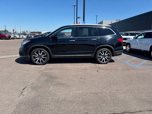Used 2019 Honda Pilot Touring image 8