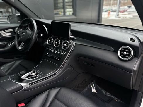 Used 2018 Mercedes-Benz GLC 300 4MATIC image 53
