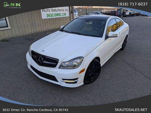 Used 2013 Mercedes-Benz C 250 Coupe image 2