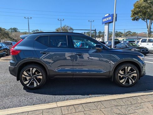 New 2026 Volvo XC40 B5 Ultra image 7