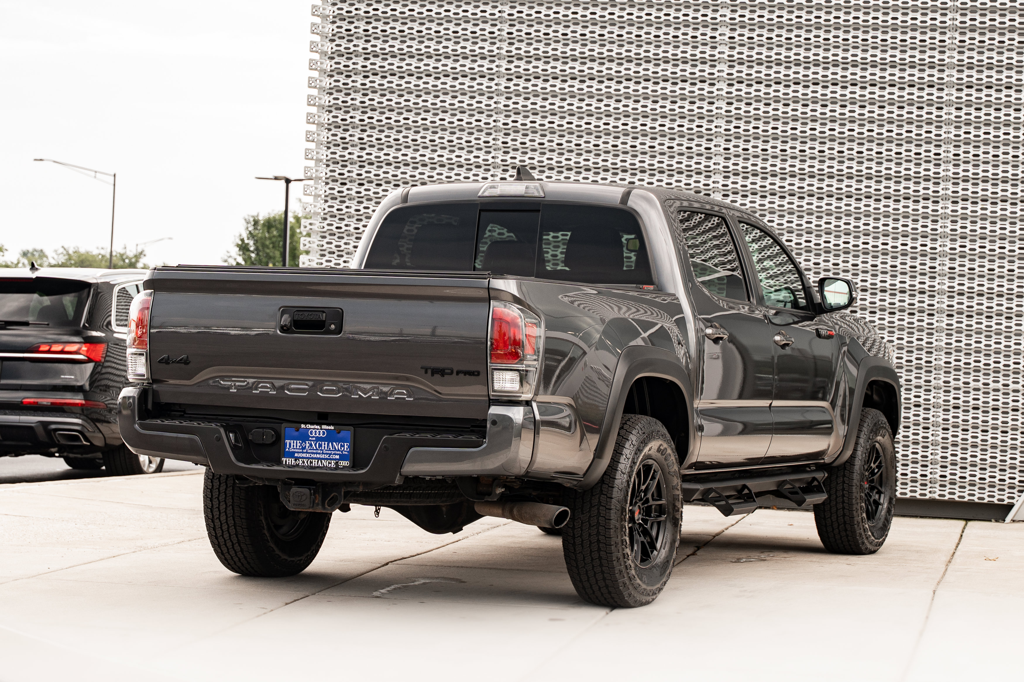 Used 2021 Toyota Tacoma TRD Pro AWD/4WD image 4