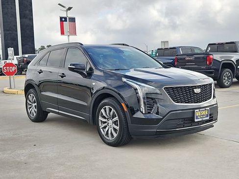 Used 2023 Cadillac XT4 Sport FWD image 8