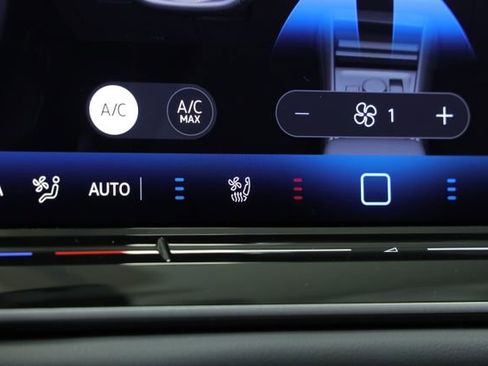 New 2026 Volkswagen Tiguan SEL R-Line image 19