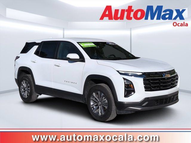 Used 2025 Chevrolet Equinox LT FWD image 1