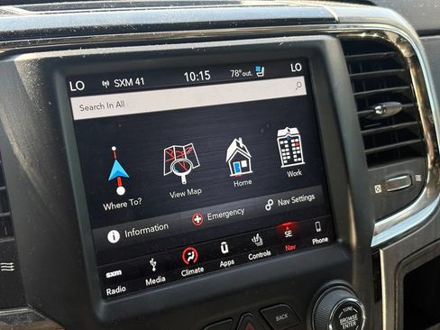 Used 2018 RAM 2500 Laramie w/ Sport Appearance Group AWD/4WD image 15