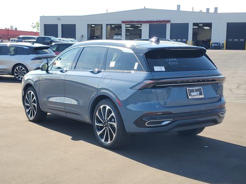 New 2026 Lincoln Nautilus Black Label AWD/4WD image 3