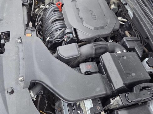 Used 2018 Kia Optima LX w/ 17" Alloy Wheels Package image 23