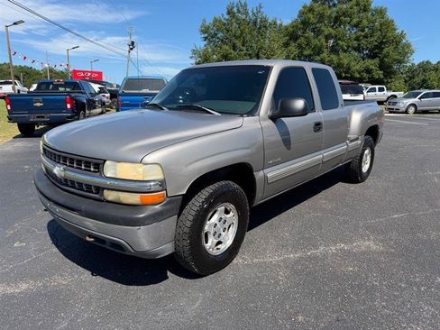 Used 1999 Chevrolet Silverado 1500 LS w/ Off-Road Chassis Pkg AWD/4WD image 11