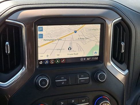 Used 2021 Chevrolet Silverado 2500 High Country w/ Z71 Off-Road Package image 18