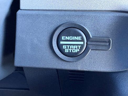 New 2025 Ford Bronco Outer Banks image 6