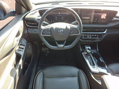 Used 2025 Buick Envista Avenir FWD image 13