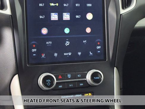 Used 2023 Ford Edge SEL w/ Convenience Package image 5