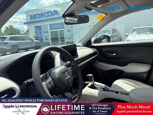 Used 2023 Honda HR-V LX image 7