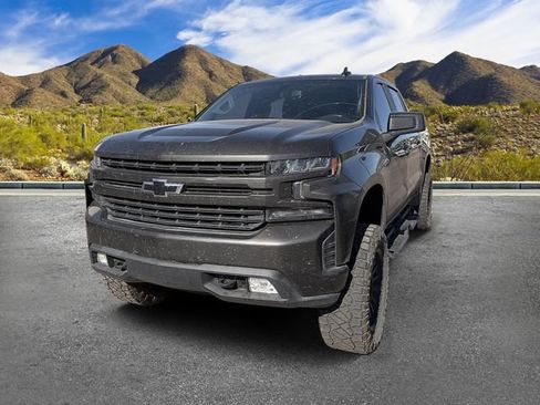 Used 2022 Chevrolet Silverado 1500 RST AWD/4WD image 2