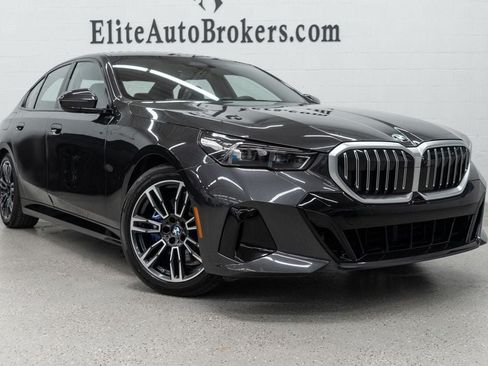 Used 2026 BMW 530i xDrive AWD/4WD image 6