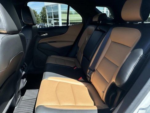 Used 2020 Chevrolet Equinox Premier image 18