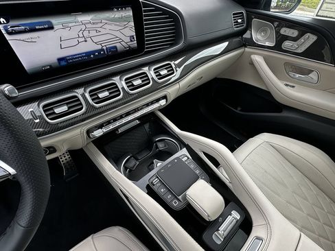 New 2026 Mercedes-Benz GLS 63 AMG 4MATIC image 33