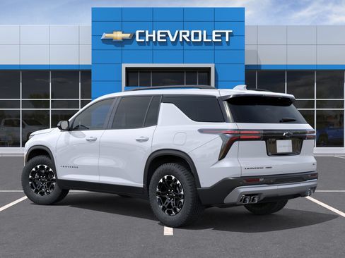 New 2027 Chevrolet Traverse Z71 AWD/4WD image 3