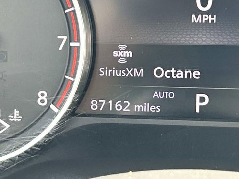 Used 2023 Nissan Rogue SV image 32