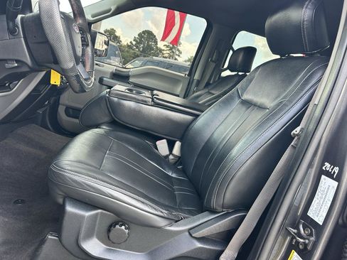 Used 2020 Ford F150 XLT RWD image 6