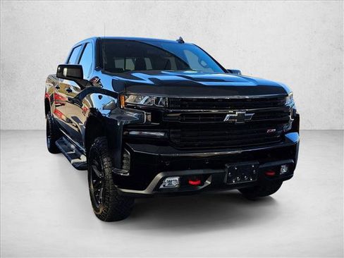 Used 2020 Chevrolet Silverado 1500 LT Trail Boss image 3