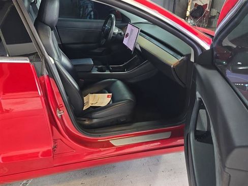 Used 2019 Tesla Model 3 Long Range RWD image 7