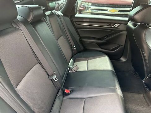 Used 2021 Honda Accord Sport image 12