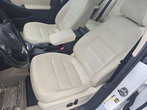 Used 2014 Volkswagen Jetta TDI FWD image 14