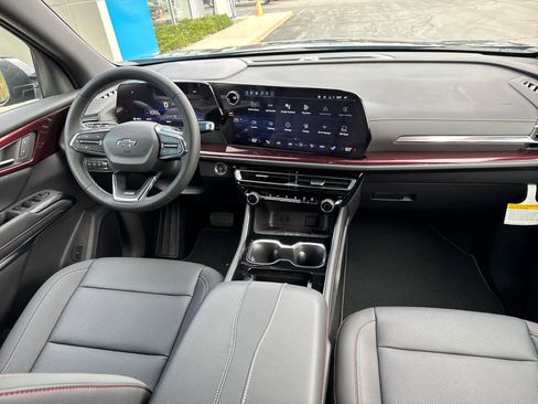 New 2026 Chevrolet Traverse Z71 w/ Driver Confidence Package image 7