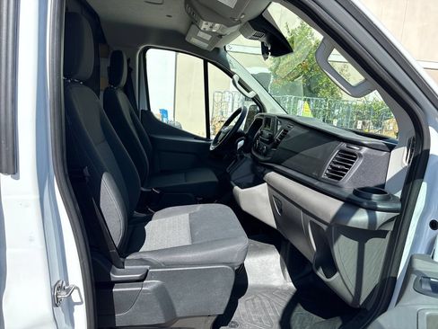 Certified 2025 Ford Transit 250 Low Roof w/ Exterior Upgrade Package RWD image 7