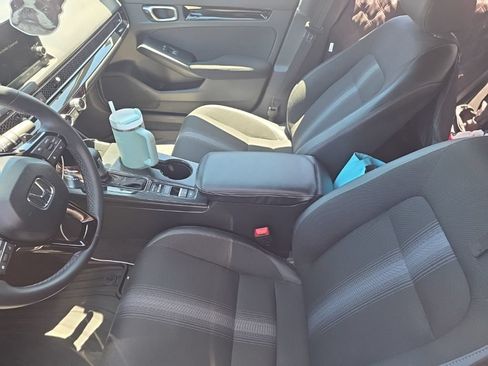 Used 2025 Honda Civic Sport image 9