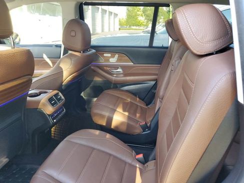Used 2024 Mercedes-Benz GLS 450 4MATIC w/ Pinnacle Trim Package image 11