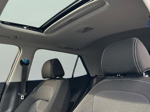 New 2026 Hyundai Venue SEL FWD image 15
