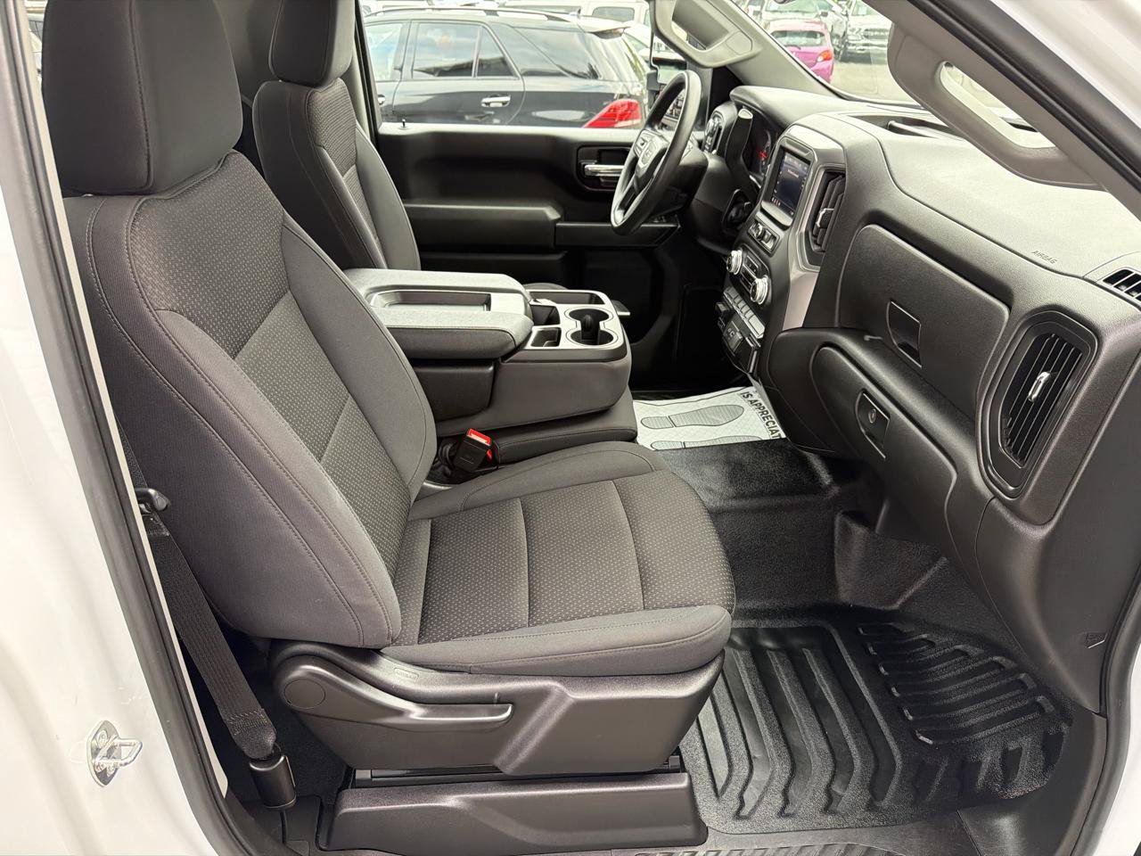 Used 2024 GMC Sierra 3500 Pro w/ Convenience Package AWD/4WD image 9